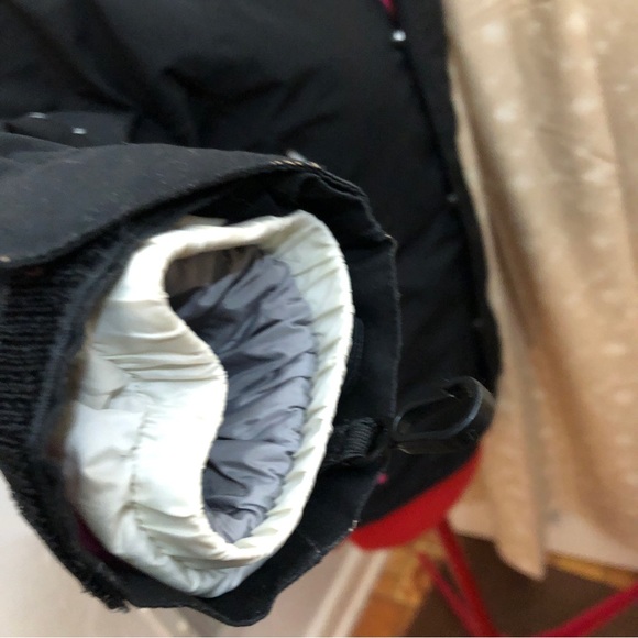 The North Face HyVent & Puffer Jacket. 2 in 1 Coat - Picture 6 of 11